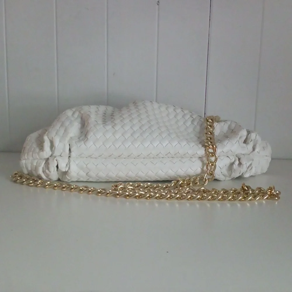 WHBM White Woven Chain Strap Shoulder Bag. - Picture 8 of 8